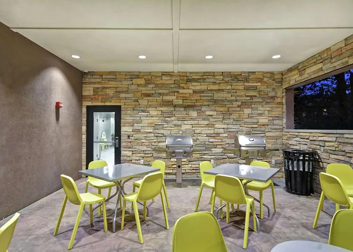 Home2 By Hilton 3* Carbondale