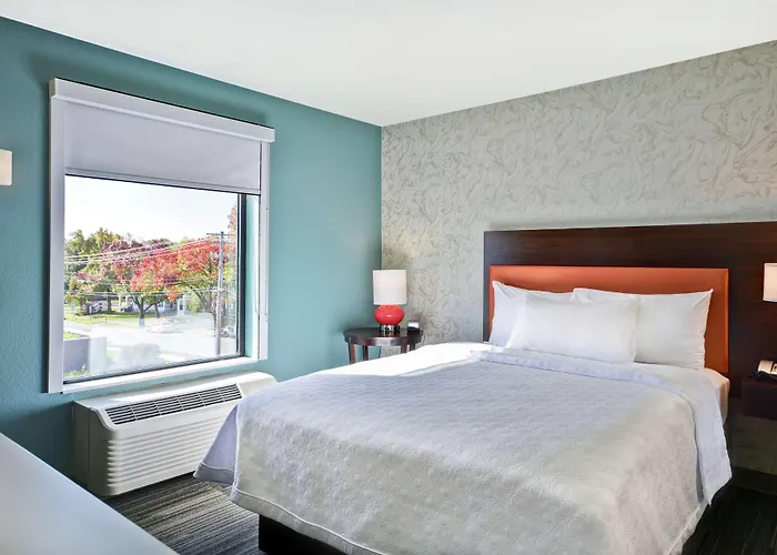 Hotel Home2 By Hilton
