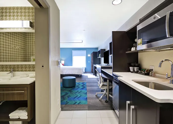 Hotel Home2 By Hilton